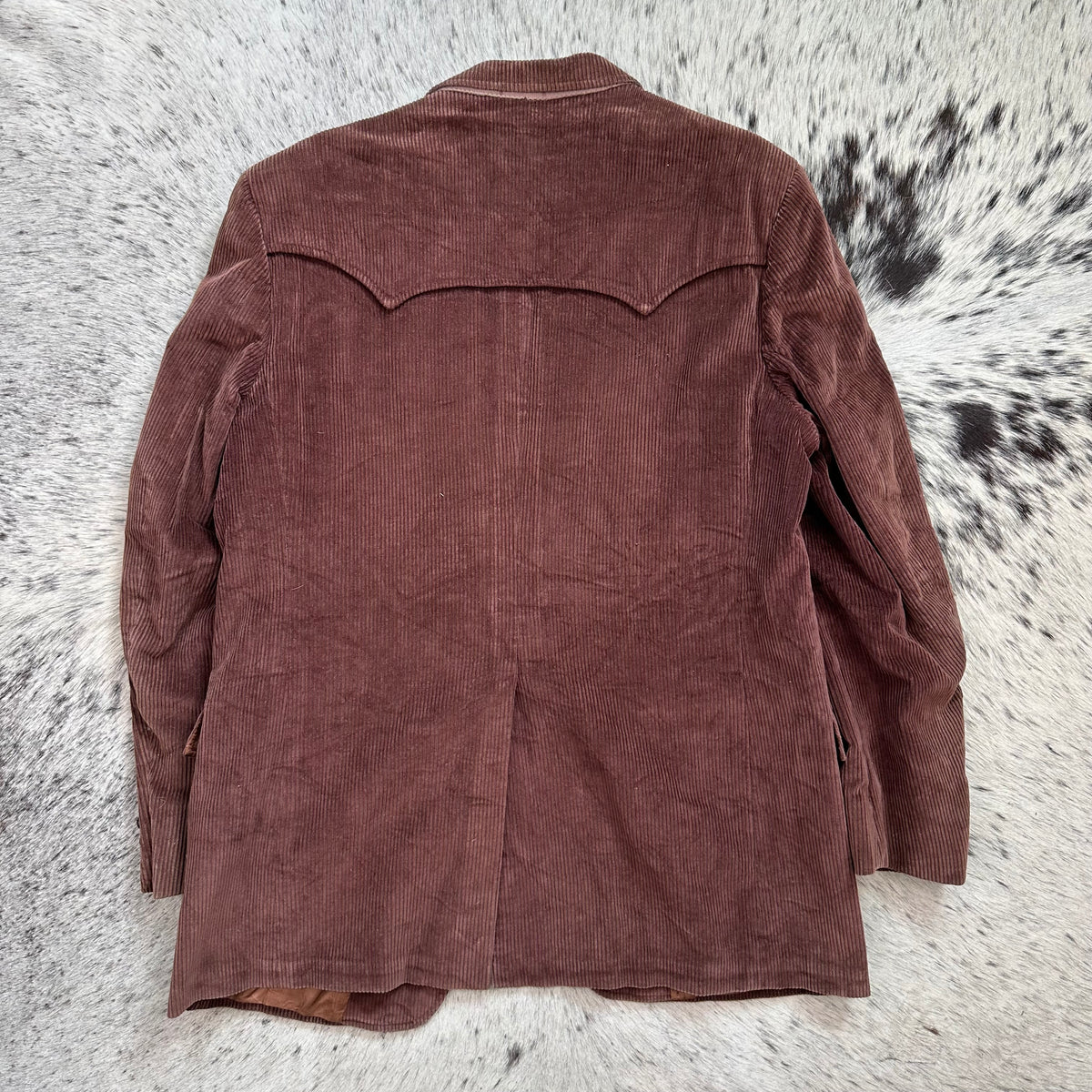 Western style brown corduroy sport coat with point yokes approx 42R by The Corral