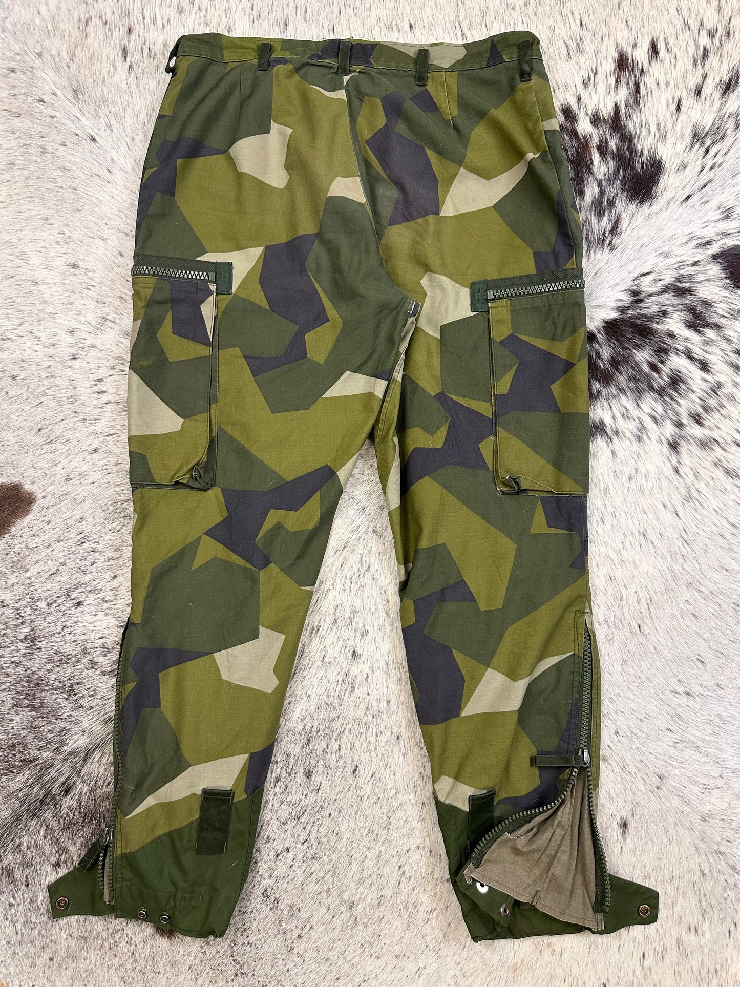 Swedish M90 Splinter camo pants 32