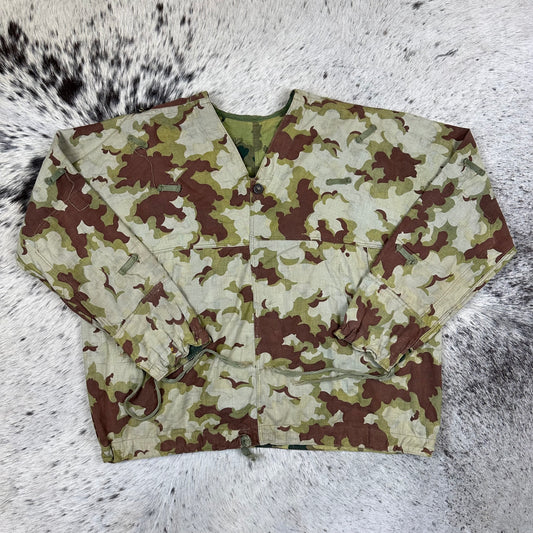 Czechoslovakian doubled faced tan green Mracky Clouds camo smock shirt approx large