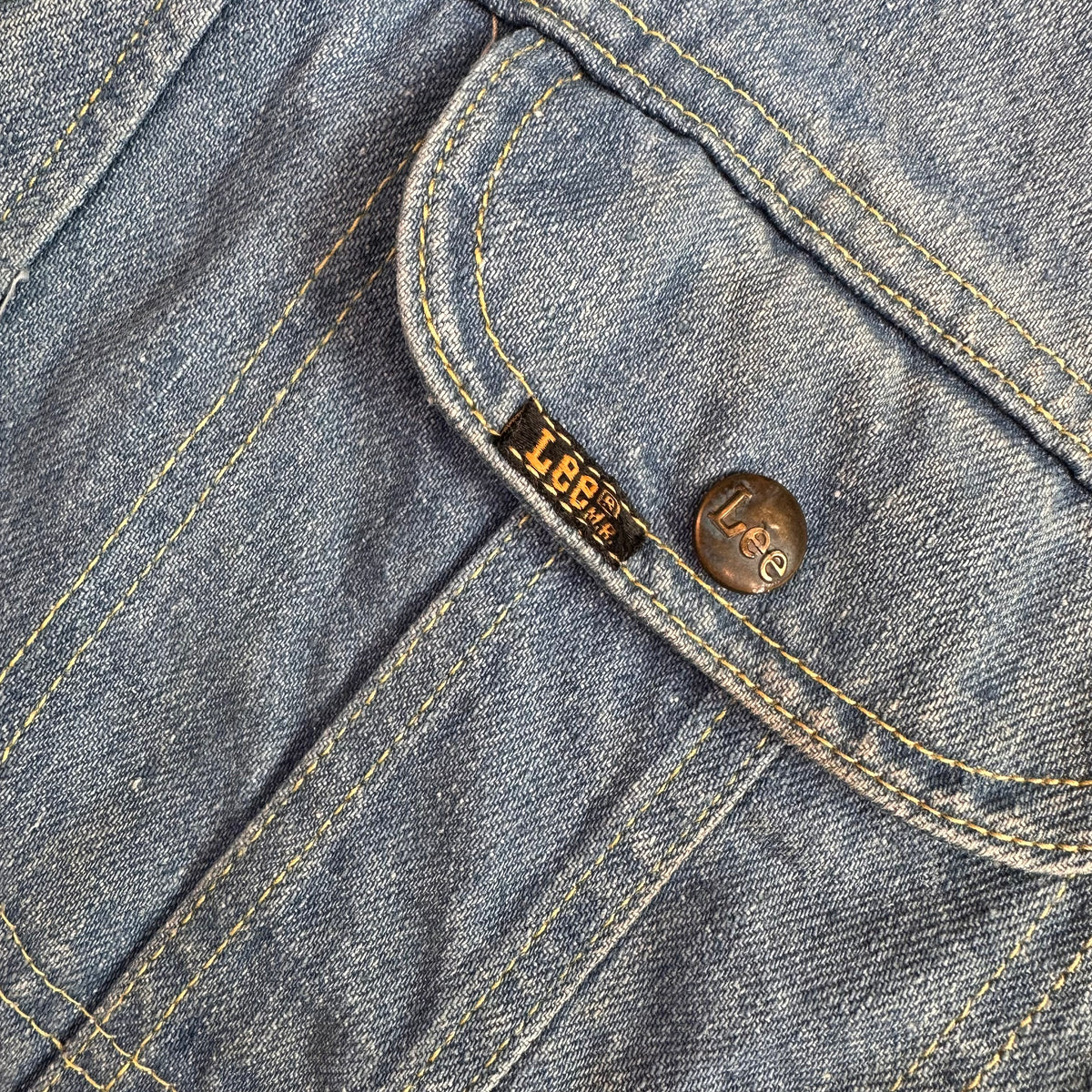 70s Lee safari denim coat jacket fits modern small