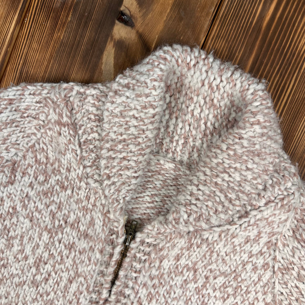 Golf motif Cowichan style shawl collar zipper sweater medium