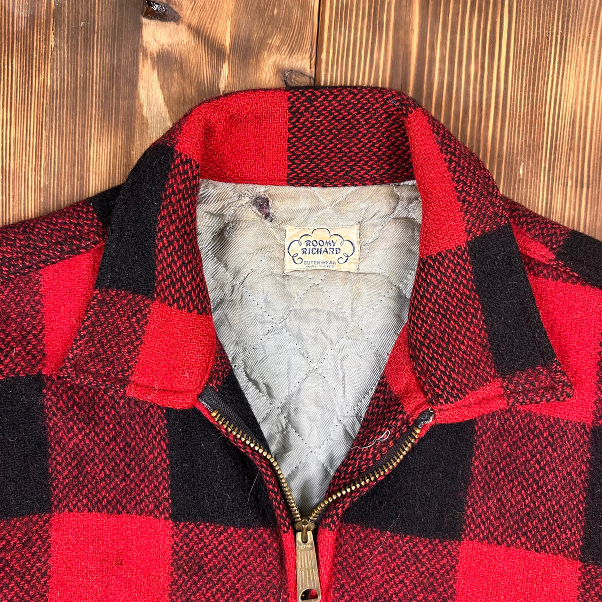 Buffalo Plaid red black wool jacket size medium