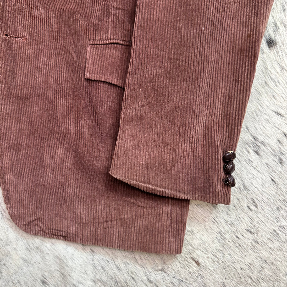 Western style brown corduroy sport coat with point yokes approx 42R by The Corral