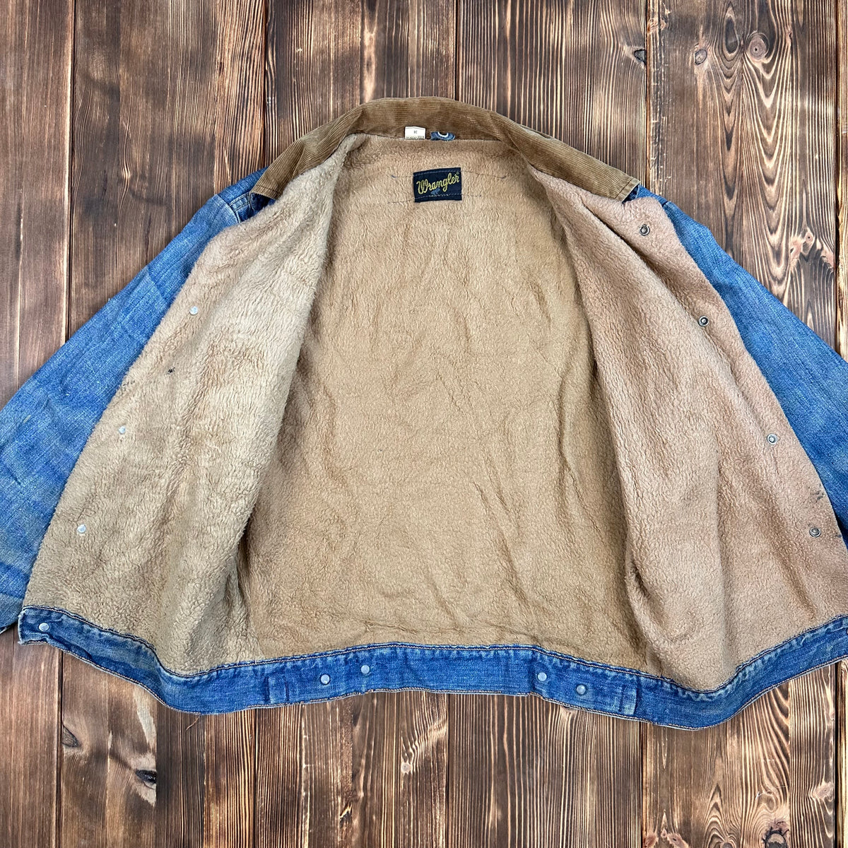 70s wrangler pile lined corduroy collar denim jacket size 38 faded