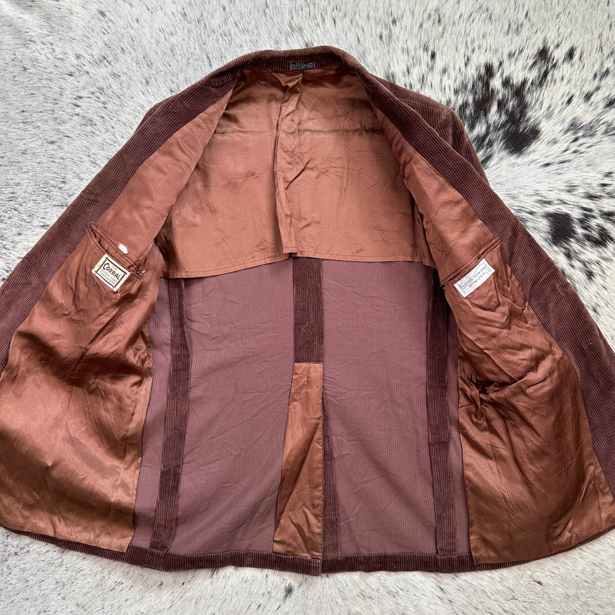Western style brown corduroy sport coat with point yokes approx 42R by The Corral