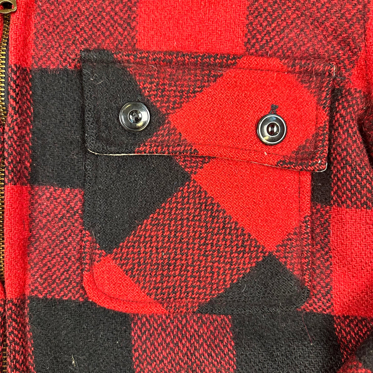 Buffalo Plaid red black wool jacket size medium