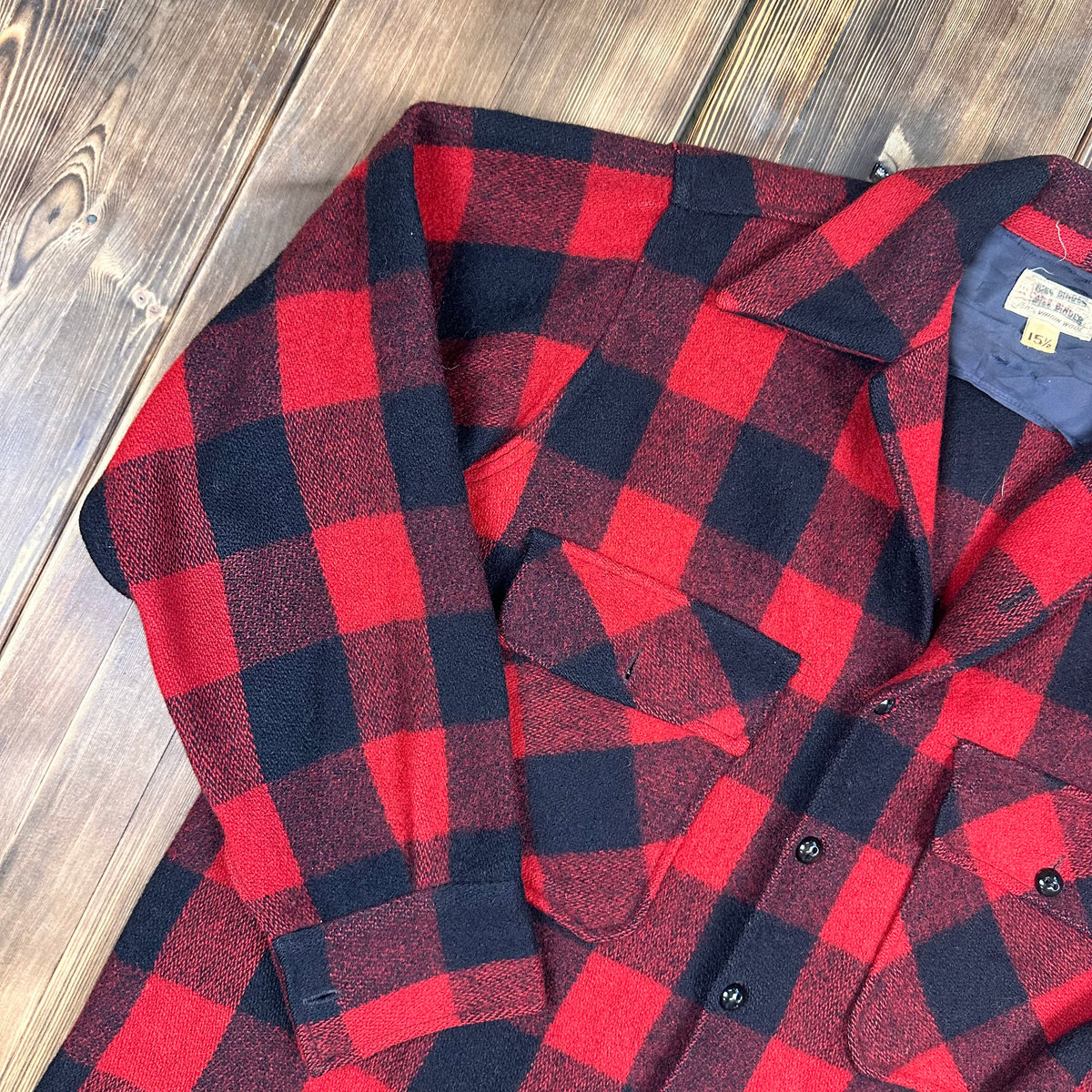 Vintage Buffalo Plaid red black shirt jacket tagged 15.5 fits large long