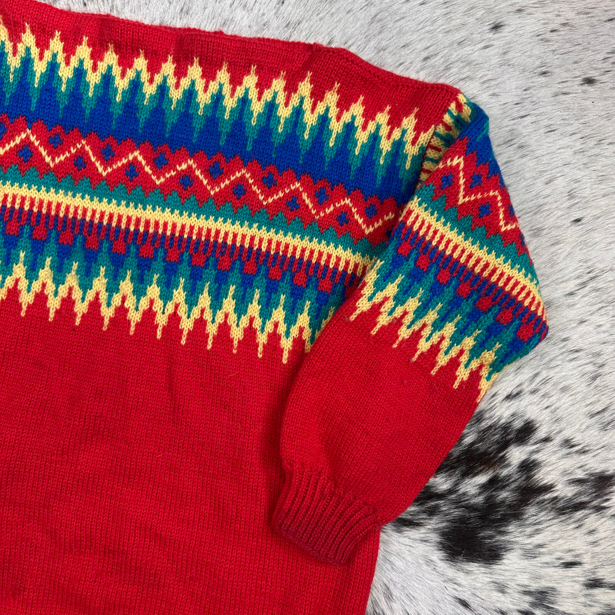 Scandinavian nordic hand knit red sweater fits medium