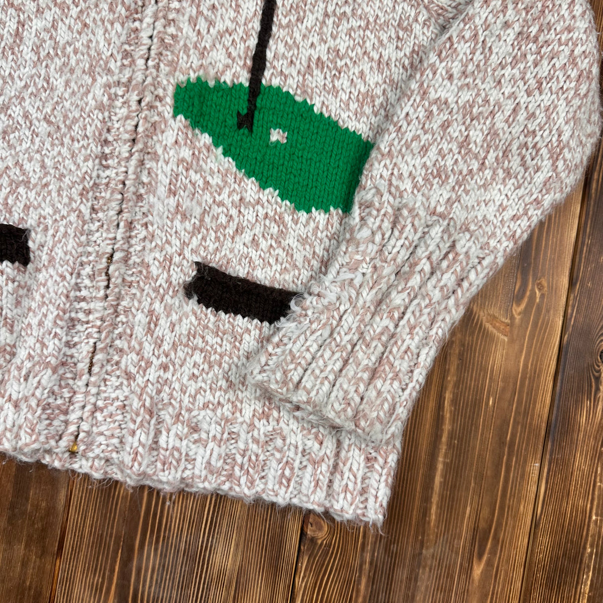Golf motif Cowichan style shawl collar zipper sweater medium