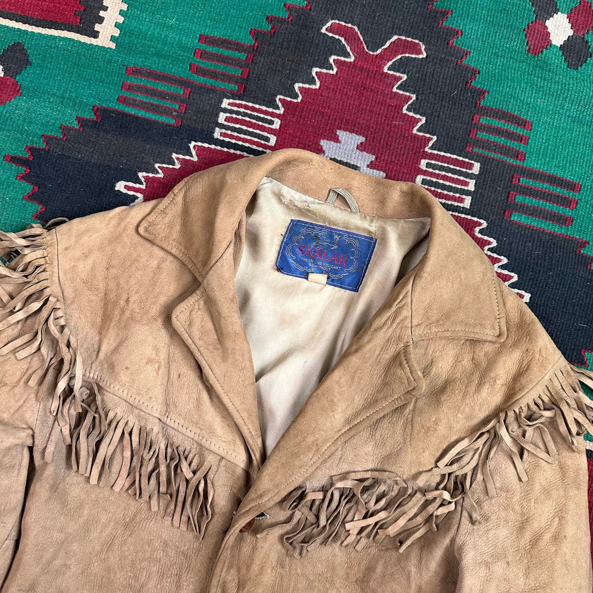 Vintage 60s/70s buckskin deer suede fringe jacket tagged 40 fits medium by Skälar