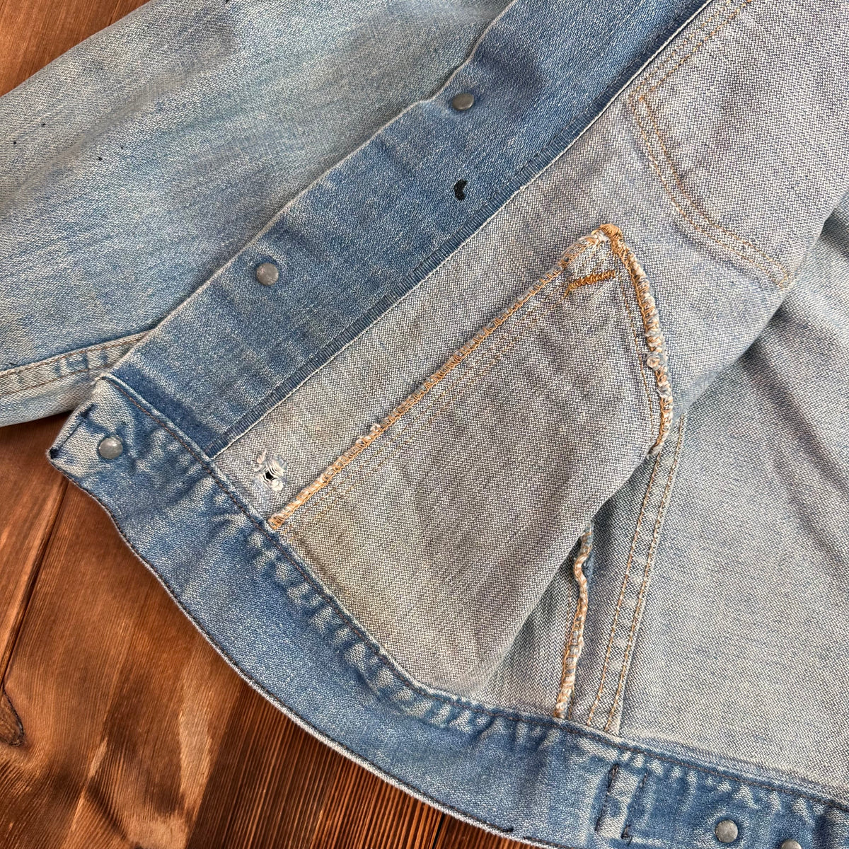 70s Maverick Blue Bell light wash selvedge denim trucker jacket tagged 38 made USA