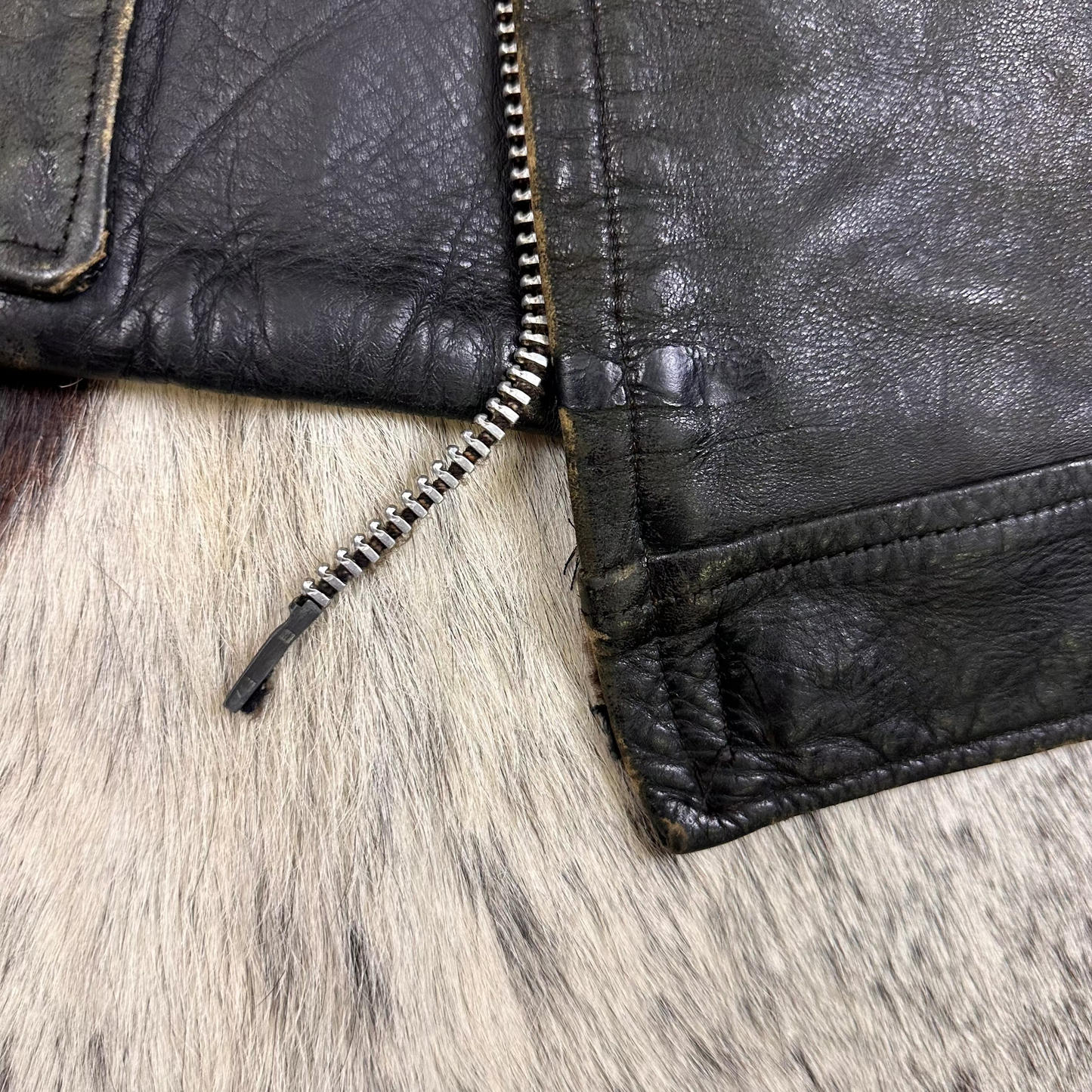 1970s NYPD Horsehide Leather jacket Fits Medium