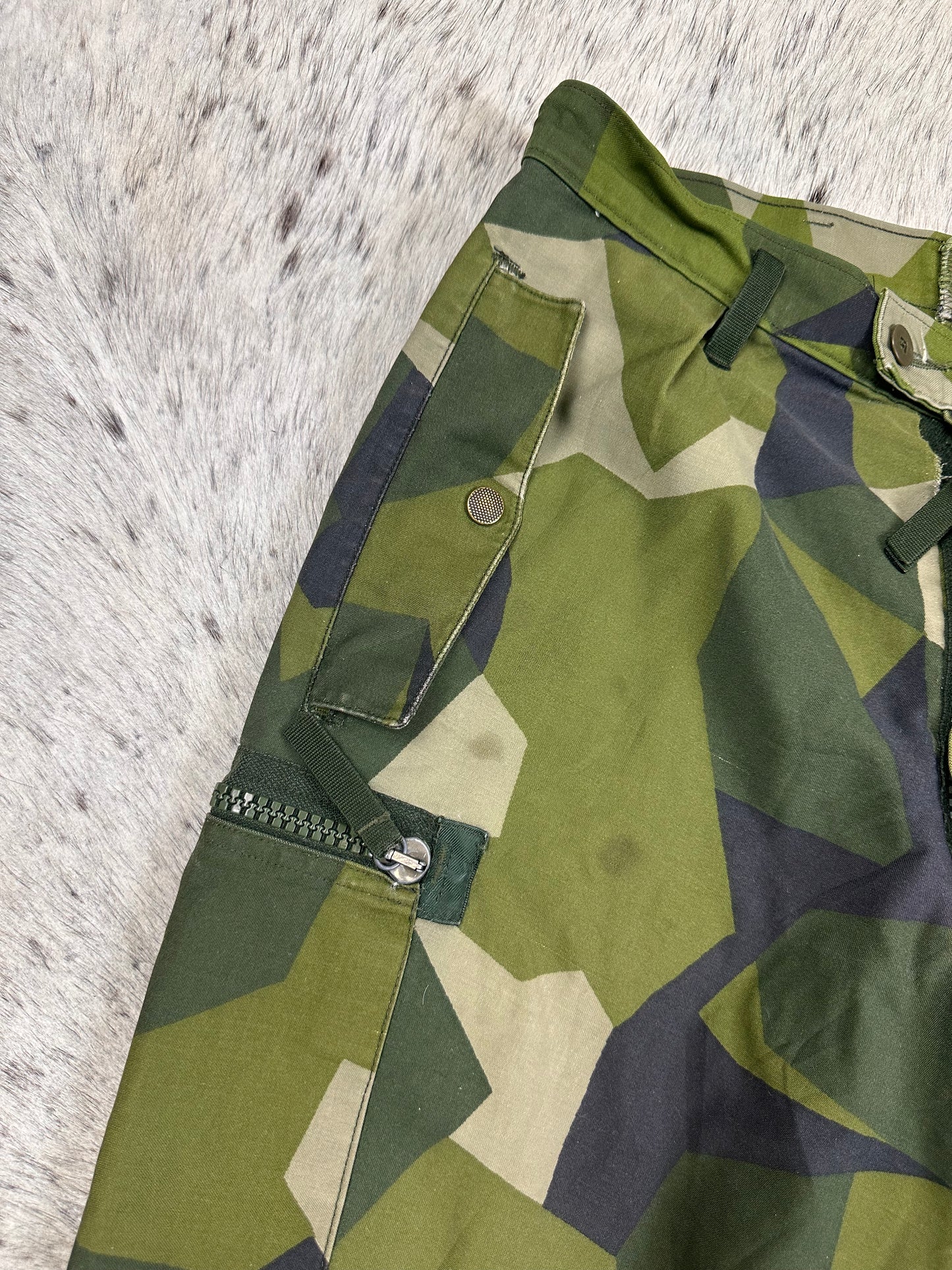 Swedish M90 Splinter camo pants 32