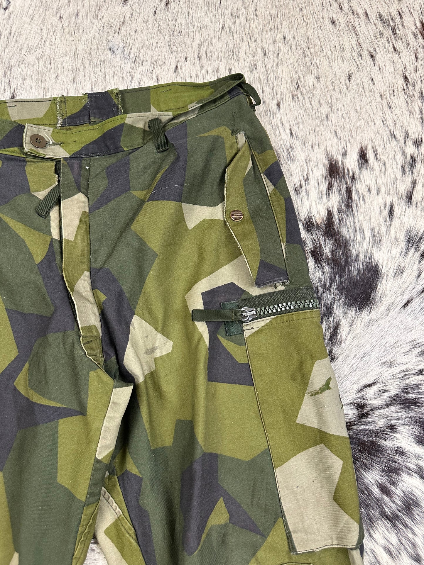 Swedish M90 Splinter camo pants 32