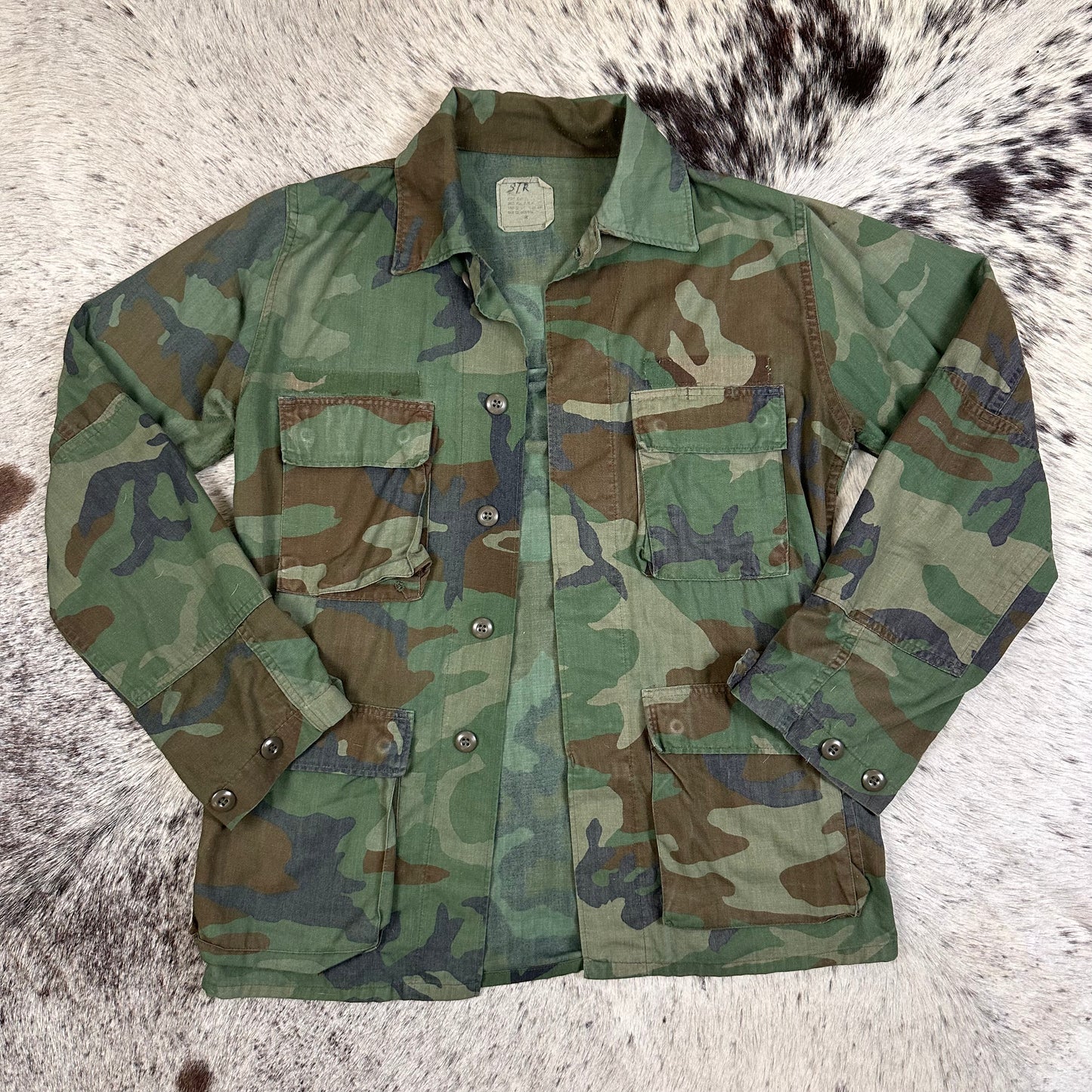 First pattern m81 woodland camo BDU shirt small regular