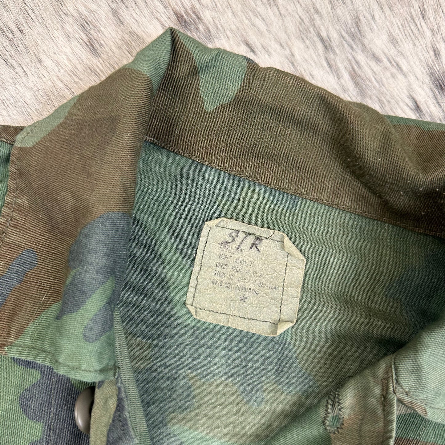 First pattern m81 woodland camo BDU shirt small regular