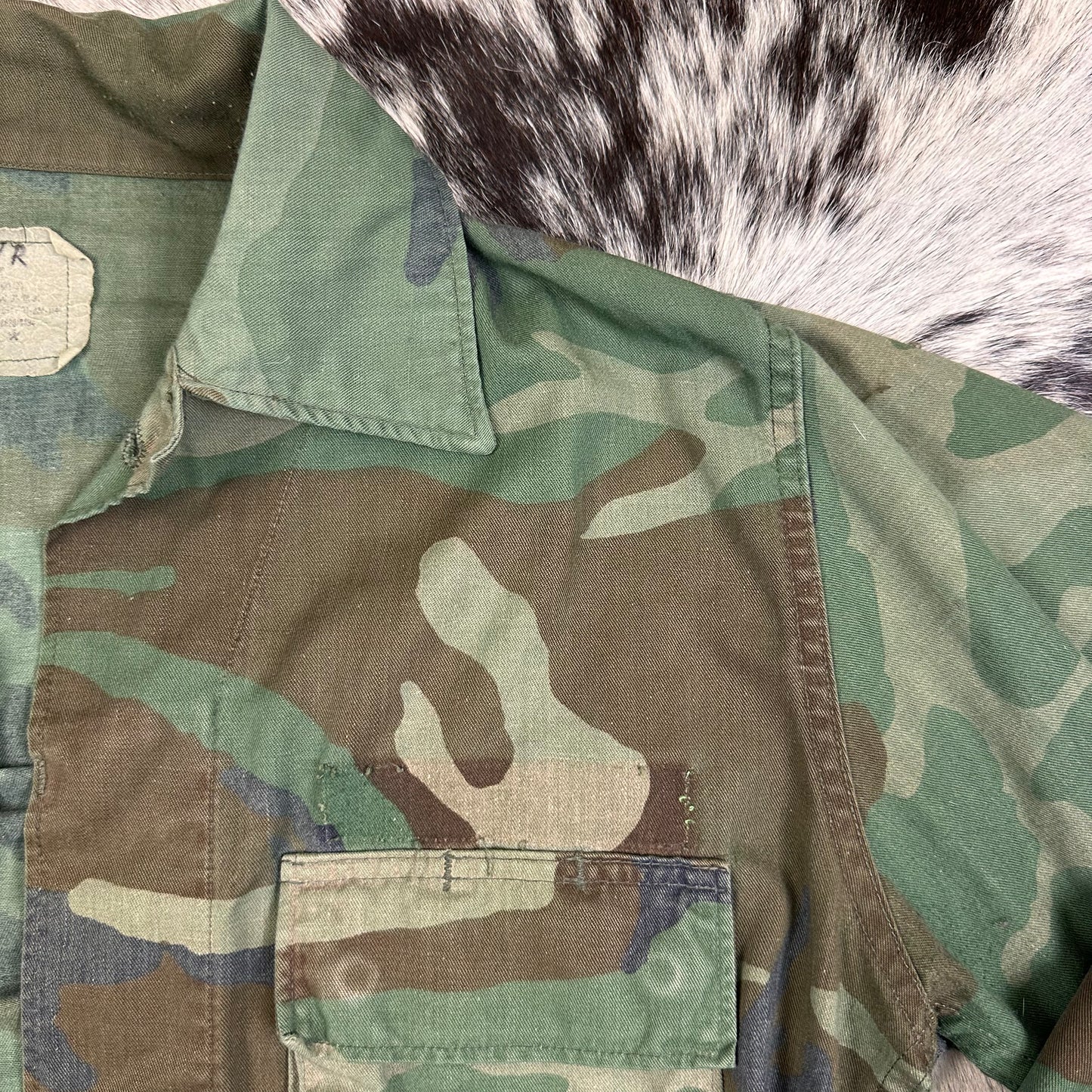 First pattern m81 woodland camo BDU shirt small regular