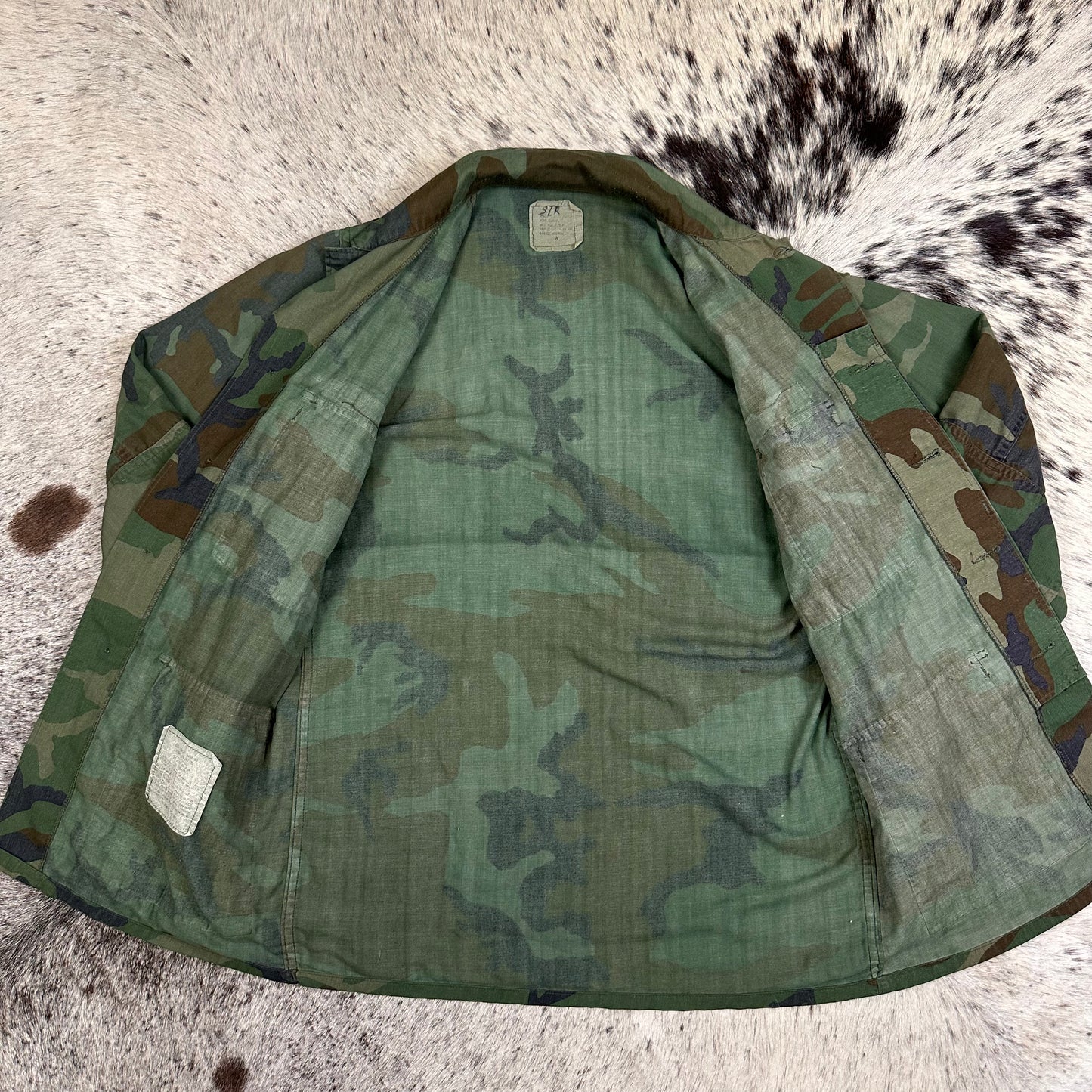 First pattern m81 woodland camo BDU shirt small regular