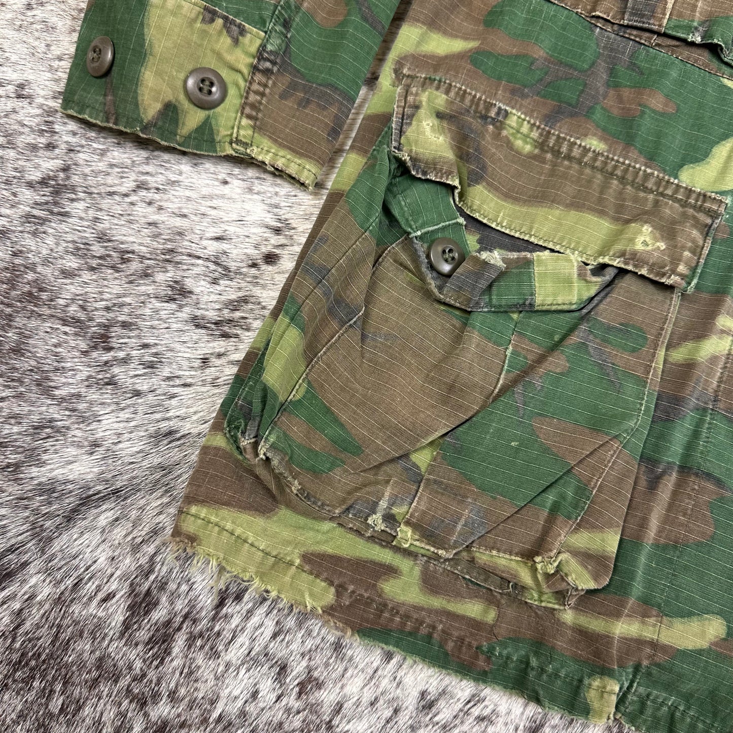 GREEN DOMINANT RDF CUT ERDL SHIRT APPROX MEDIUM Short
