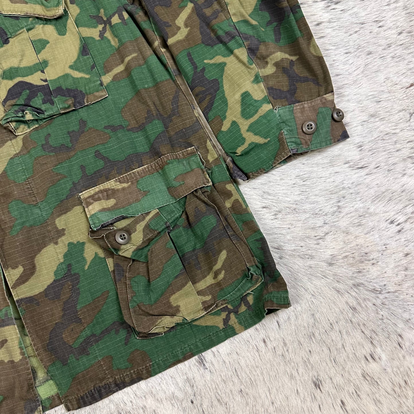 Brown dominant RDF ERDL 1976 medium regular camo shirt