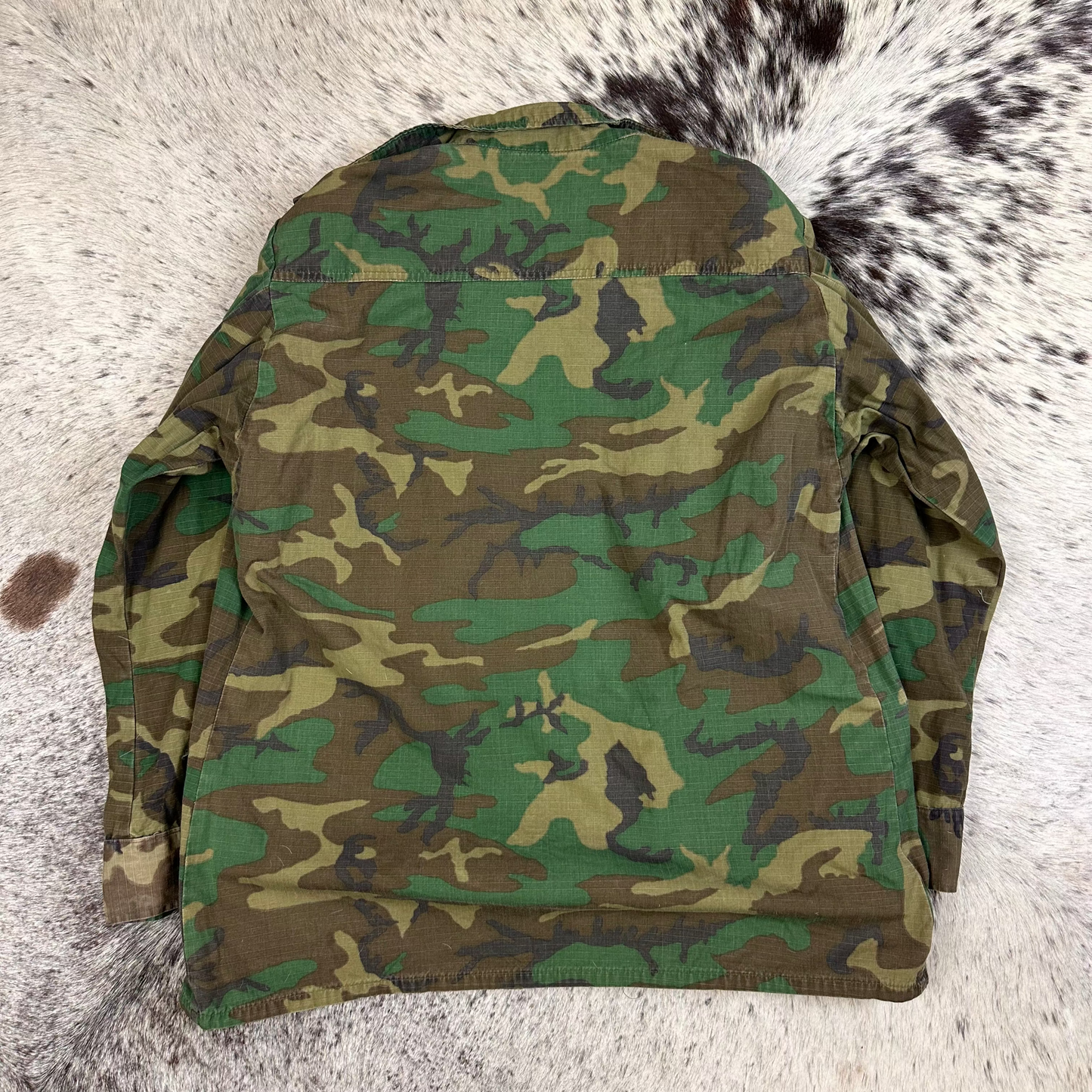 Brown dominant RDF ERDL 1976 medium regular camo shirt