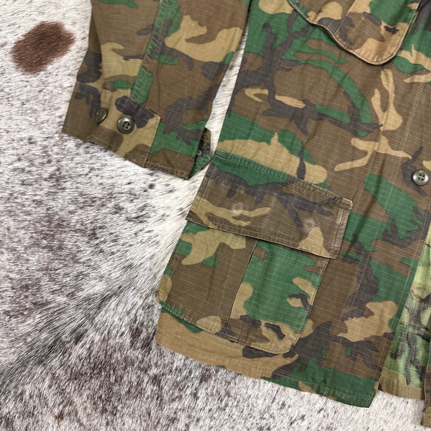 Brown dominant ERDL jungle jacket 1969 small regular camo shirt