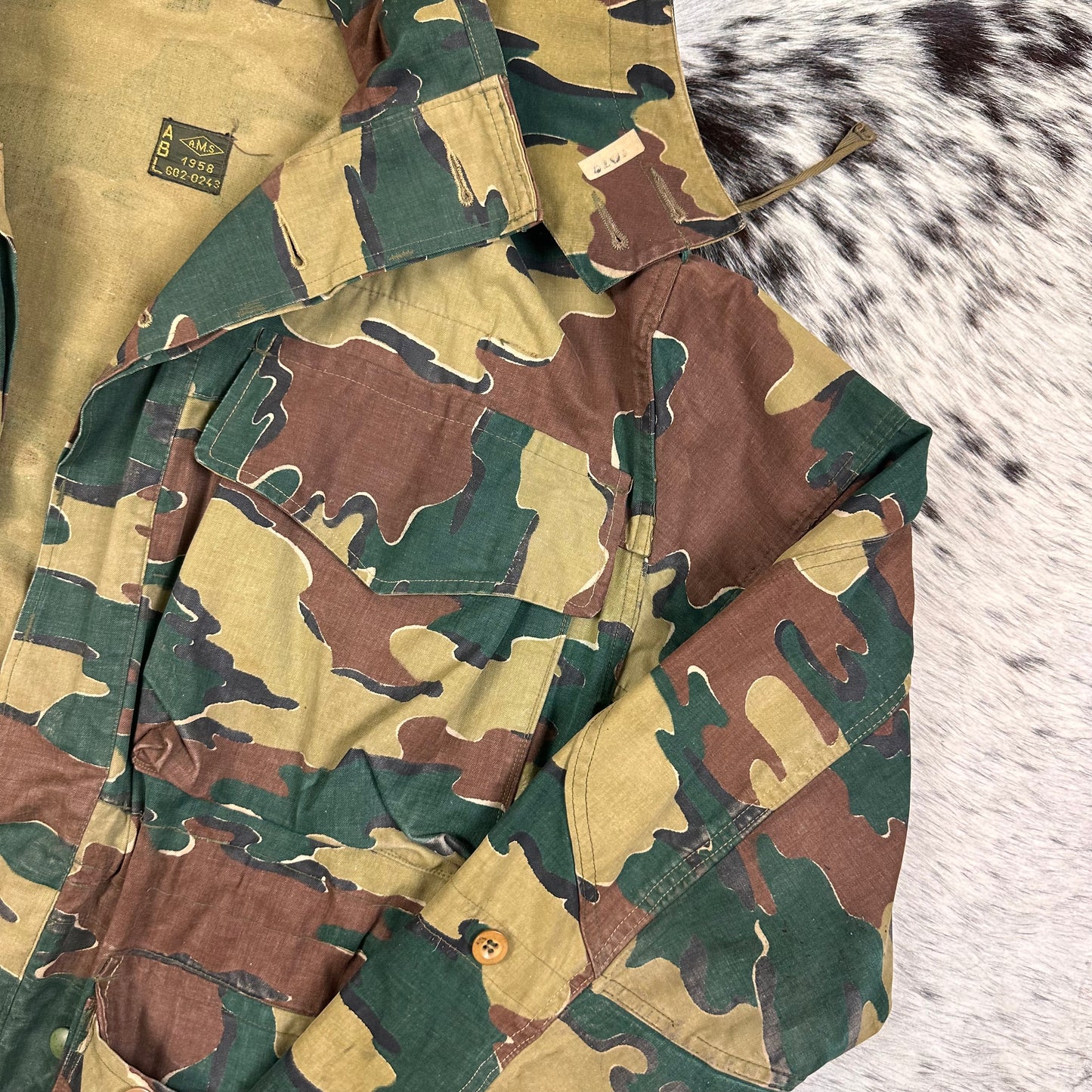 50s Belgian heavy canvas jigsaw camo paratrooper jacket with hood approx medium / large