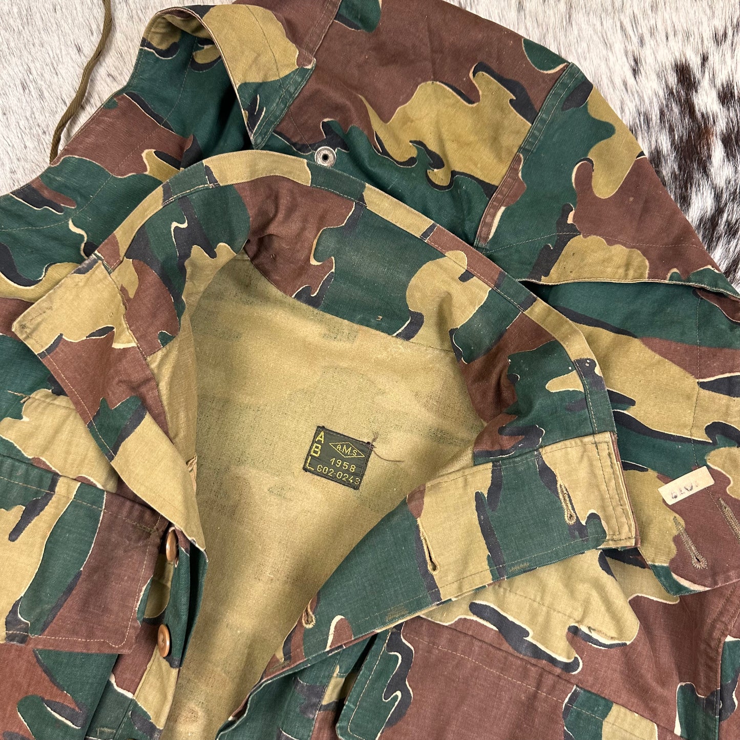 50s Belgian heavy canvas jigsaw camo paratrooper jacket with hood approx medium / large