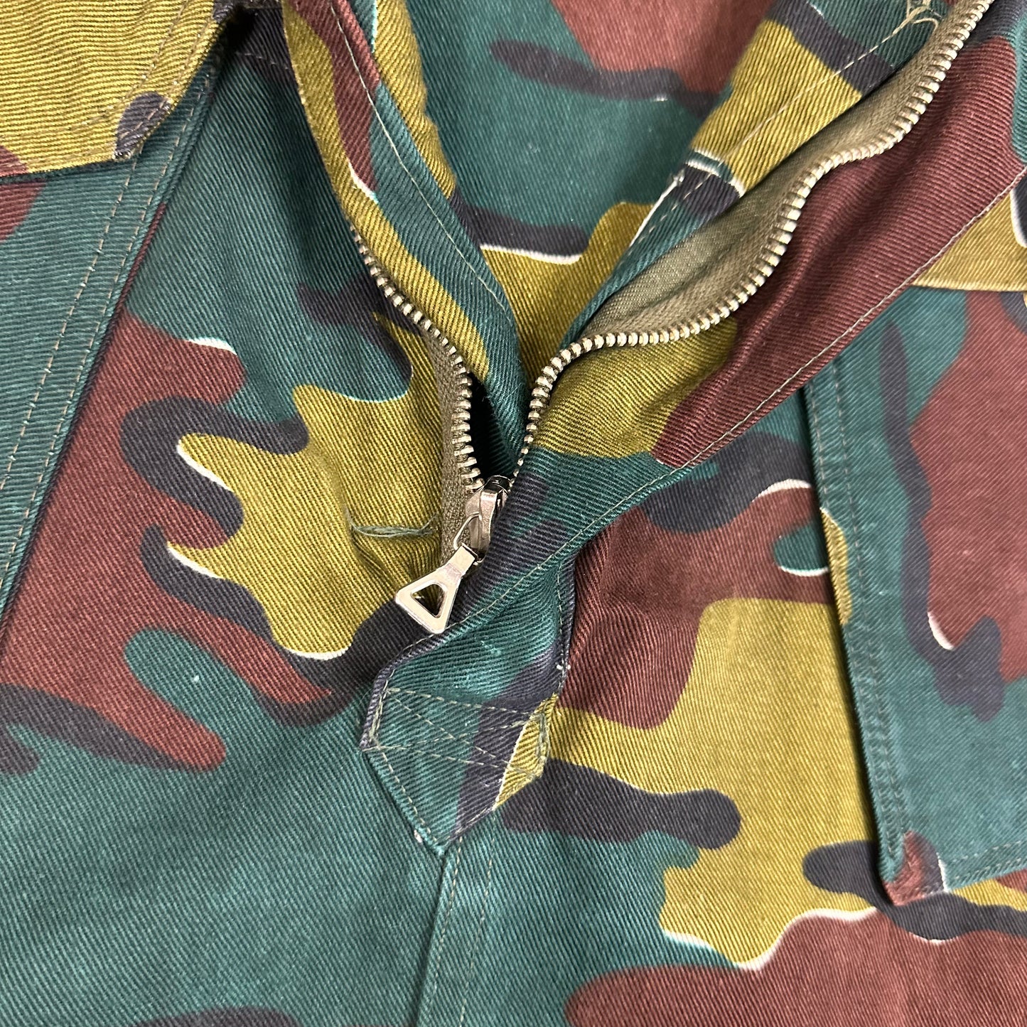 70s Belgian jigsaw camo paratrooper smock jacket cotton twill approx large