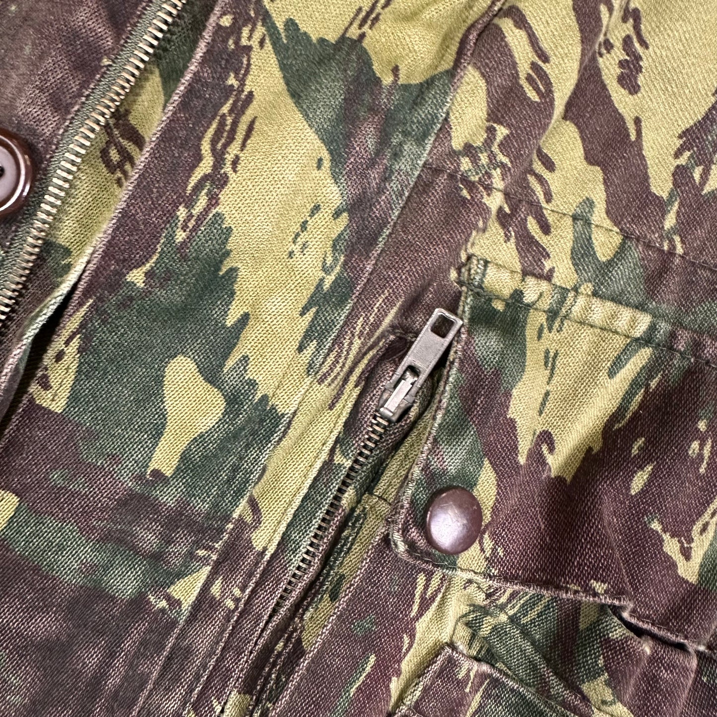 70s Portuguese HBT M64 lizard camo jacket smock approx medium / large
