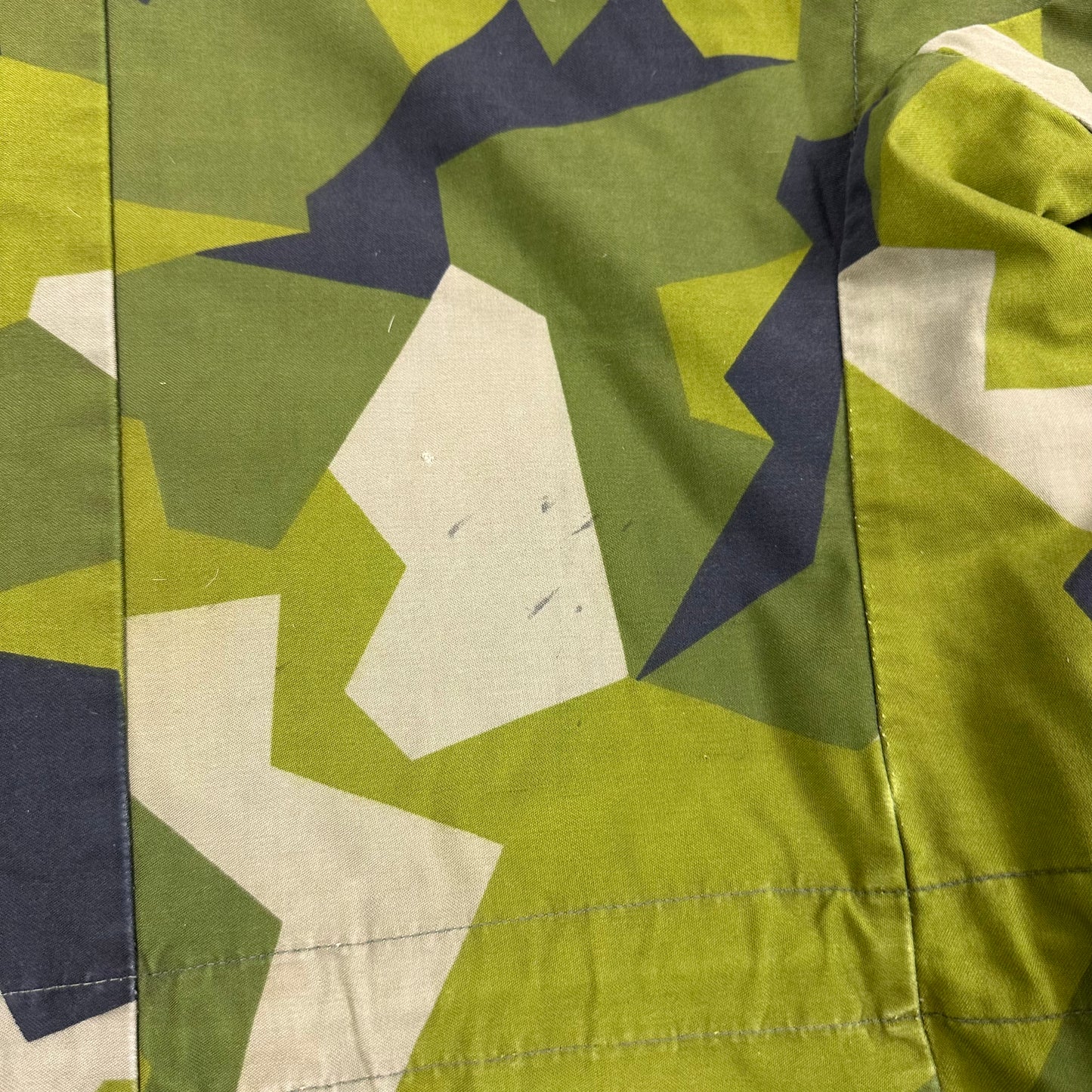 1989 Swedish splinter camo jacket 190 / 85 fits medium long