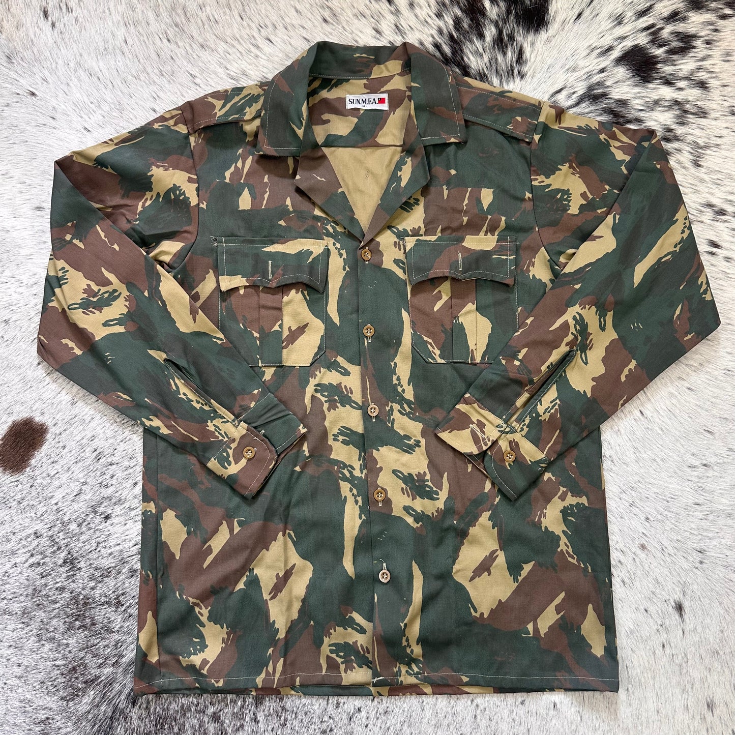 Deadstock Tanskei Lizard shirt medium