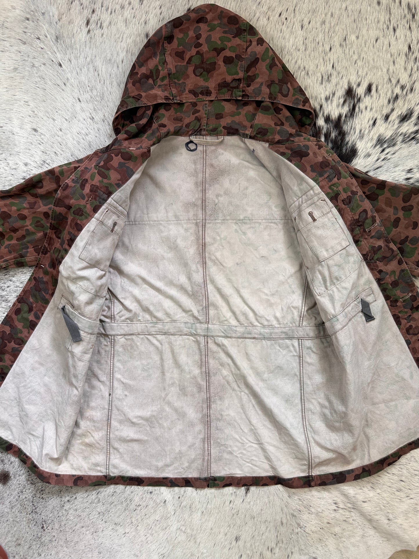Austrian peadot camouflage jacket parka fits modern medium