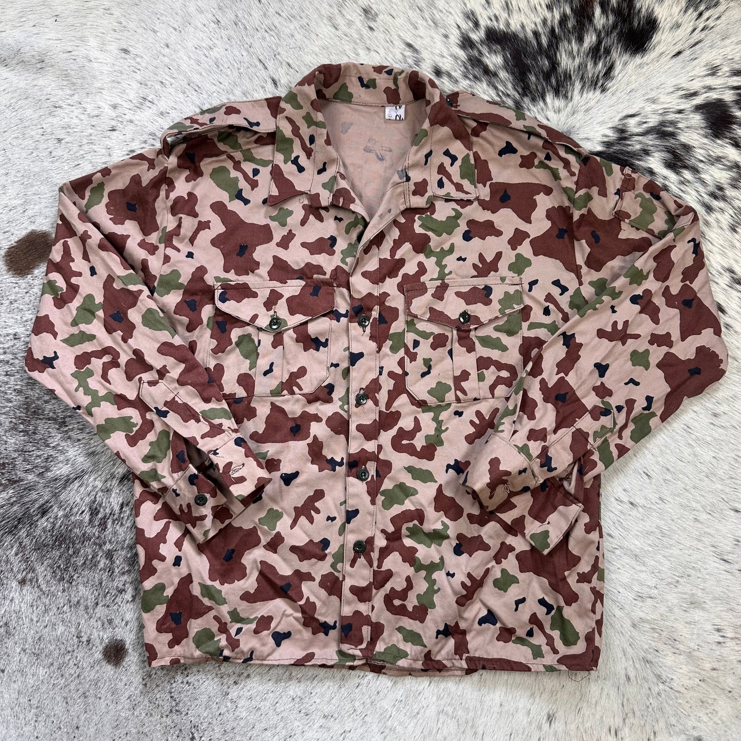 Iraqi Saddam forces desert blotch camouflage circa early 2000s shirt pants set