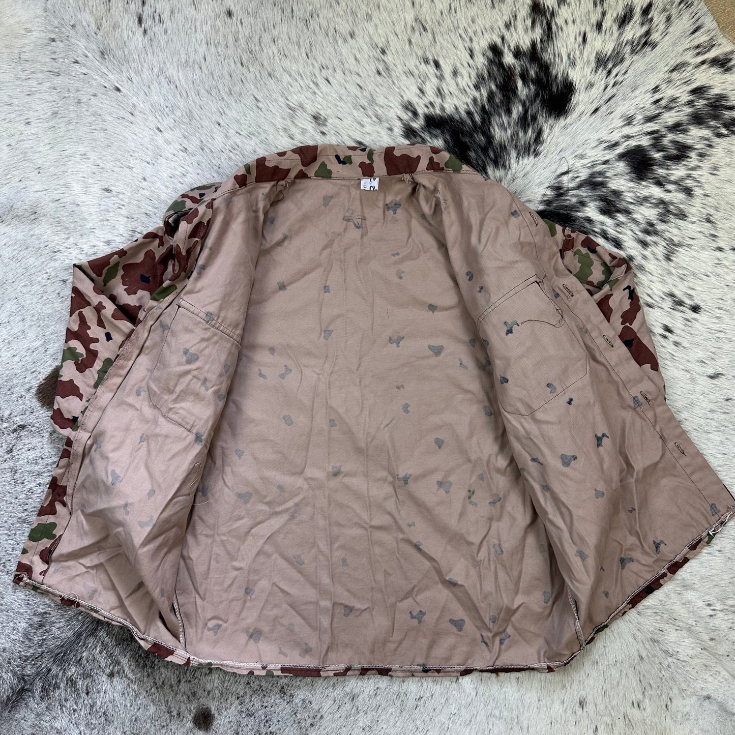 Iraqi Saddam forces desert blotch camouflage circa early 2000s shirt pants set