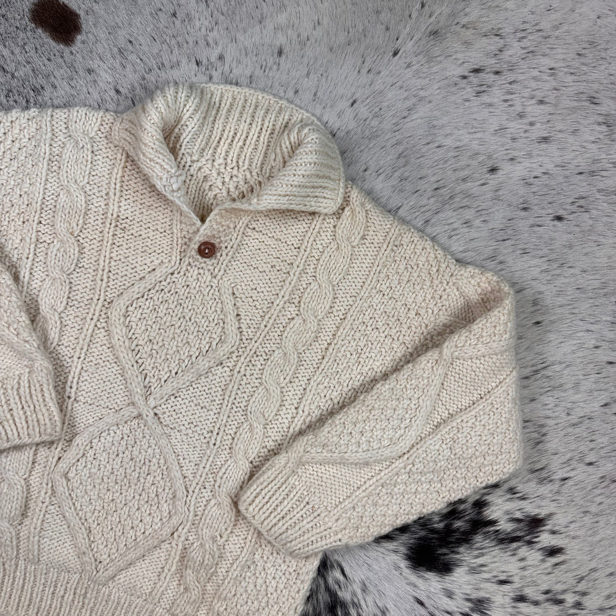 Quarter button Aran style cable knit all wool white cream sweater medium